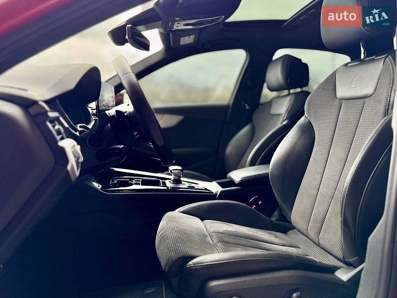 Седан Audi A4 2020 в Побужському
