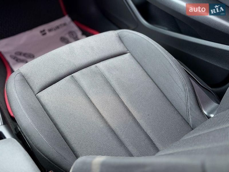 Універсал Audi A4 2018 в Кременчуці