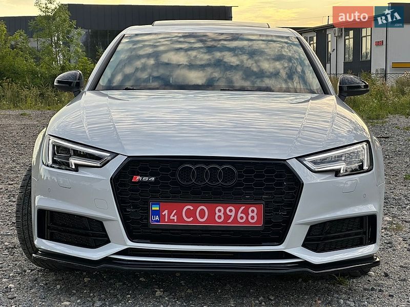 Седан Audi A4 2016 в Самборе