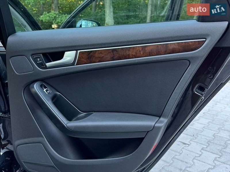 Седан Audi A4 2014 в Новояворовске фото 21 Седан Audi A4 2014 в Новояворовске