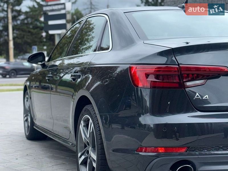 Седан Audi A4 2017 в Луцке