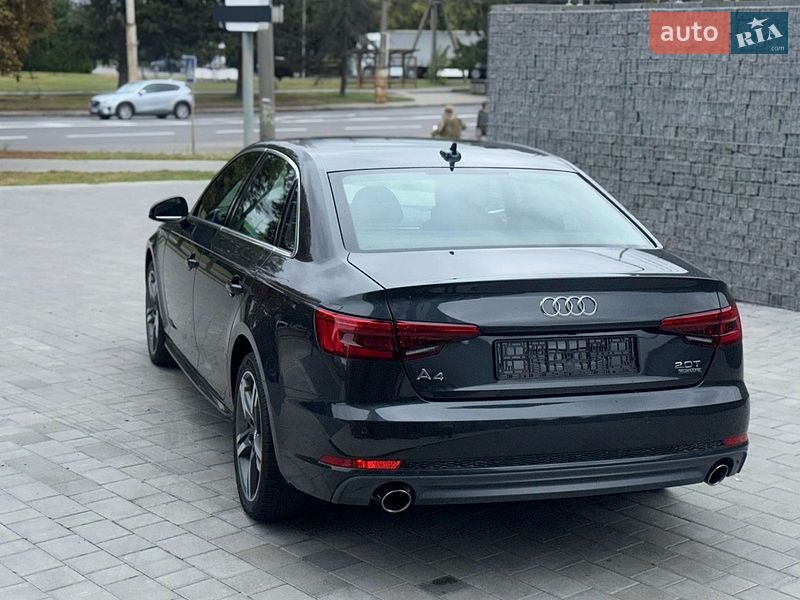 Седан Audi A4 2017 в Луцке