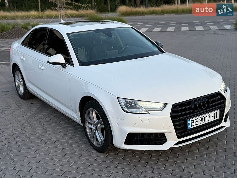 Седан Audi A4 2016 в Киеве