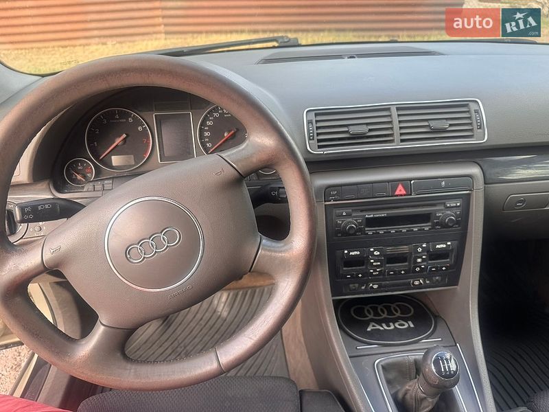 Універсал Audi A4 2004 в Кам'янському