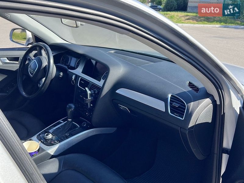 Седан Audi A4 2009 в Харькове