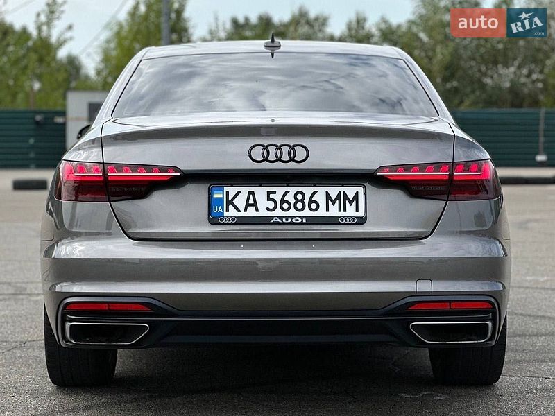 Седан Audi A4 2020 в Києві