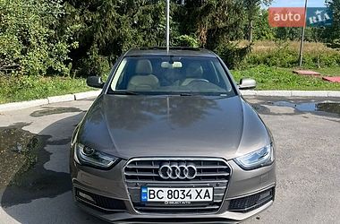 Седан Audi A4 2014 в Жидачове