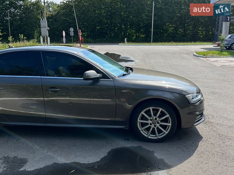 Седан Audi A4 2014 в Жидачове