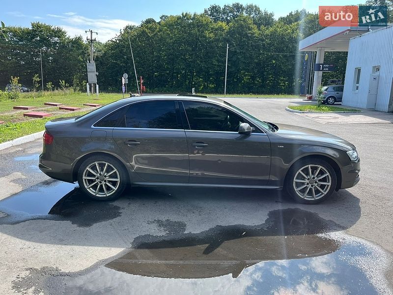 Седан Audi A4 2014 в Жидачове