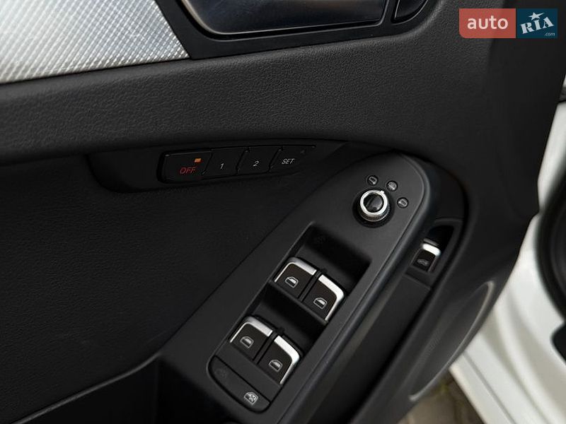 Седан Audi A4 2015 в Одессе