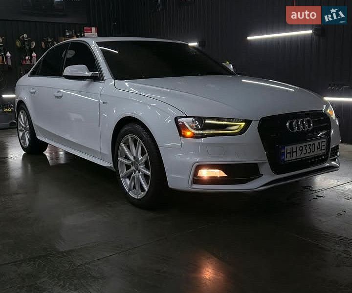 Седан Audi A4 2015 в Одессе