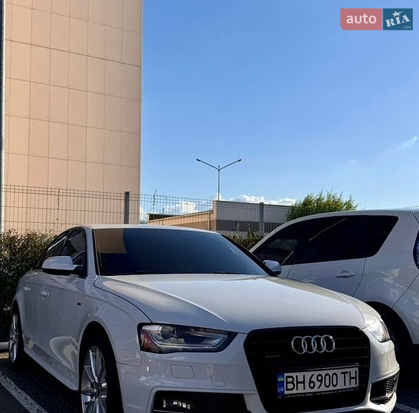 Седан Audi A4 2015 в Одессе