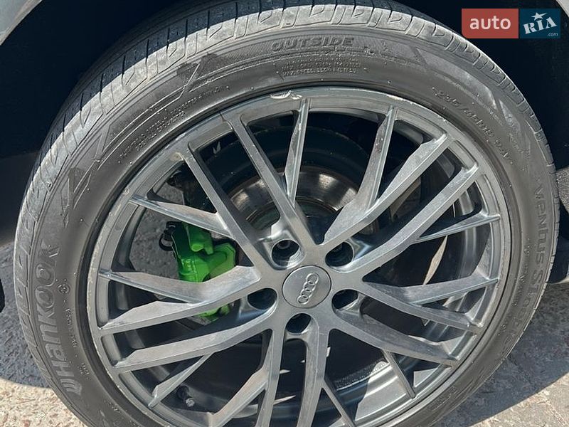 Седан Audi A4 2006 в Коростене
