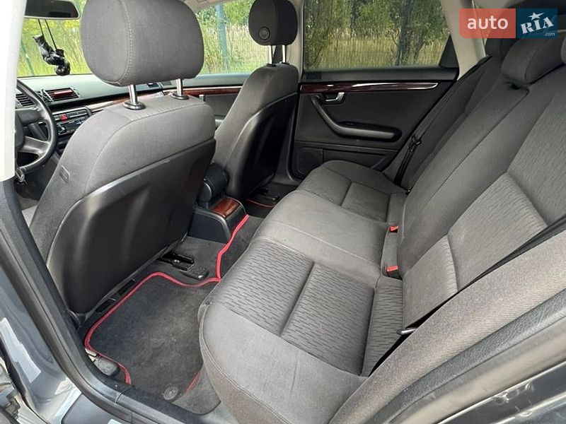 Седан Audi A4 2006 в Коростене