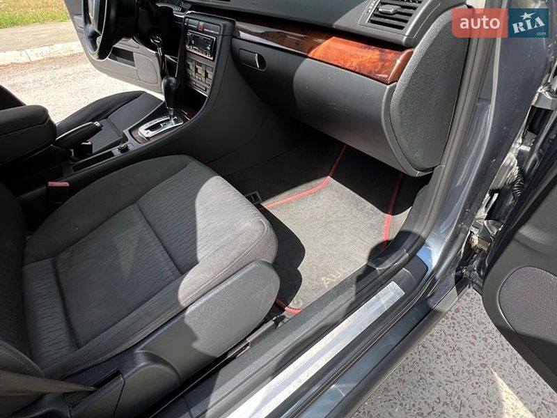 Седан Audi A4 2006 в Коростене