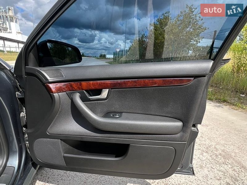 Седан Audi A4 2006 в Коростене