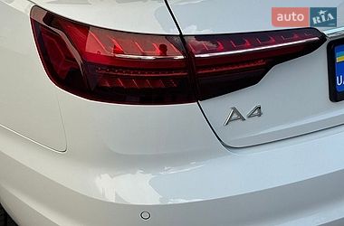 Седан Audi A4 2023 в Киеве