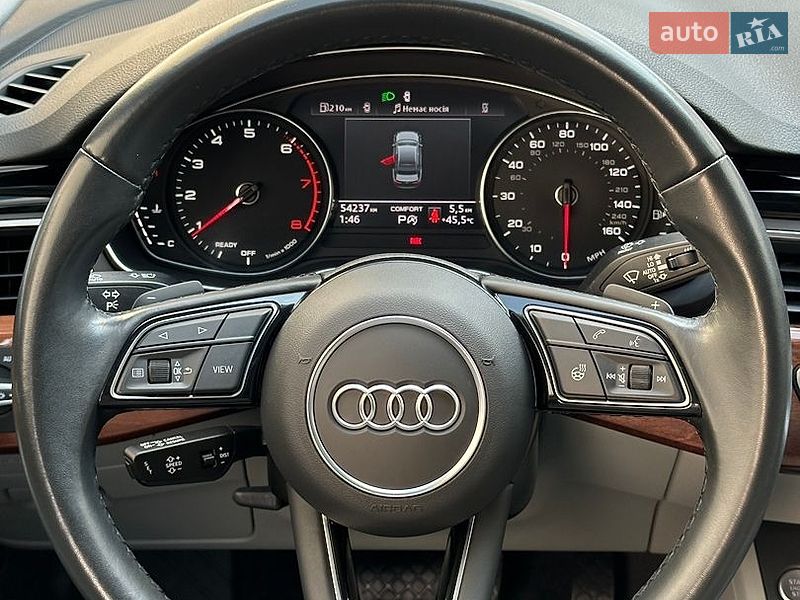 Седан Audi A4 2023 в Киеве