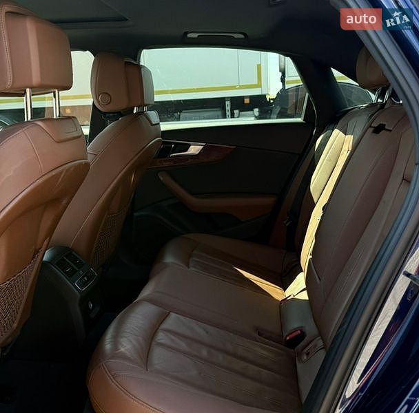 Седан Audi A4 2020 в Києві