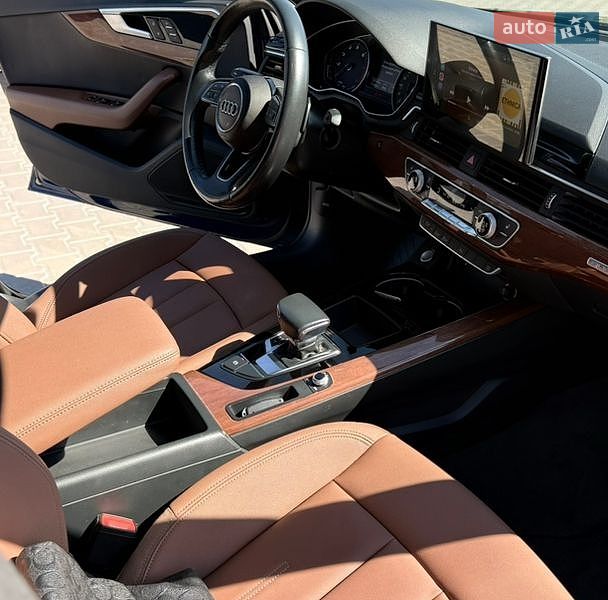 Седан Audi A4 2020 в Києві