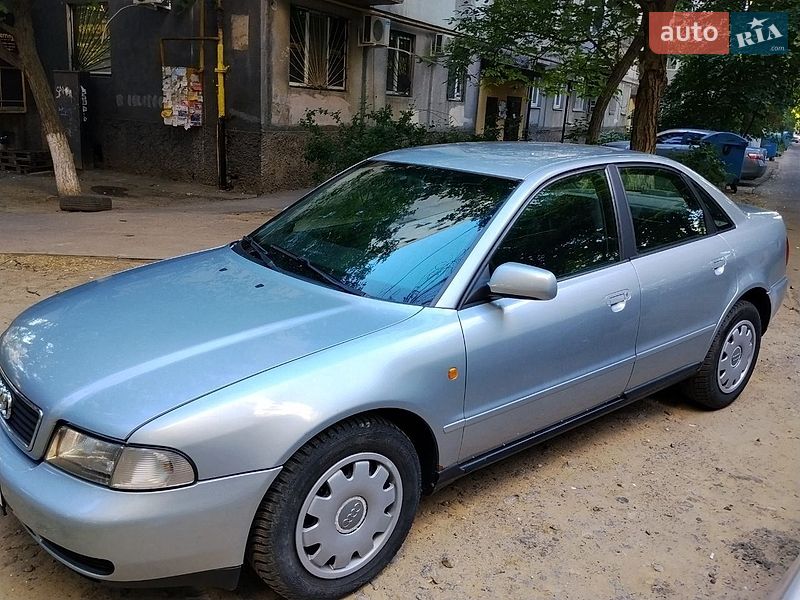 Седан Audi A4 1998 в Одессе фото Седан Audi A4 1998 в Одессе