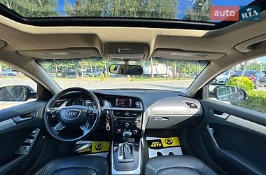 Седан Audi A4 2014 в Львове