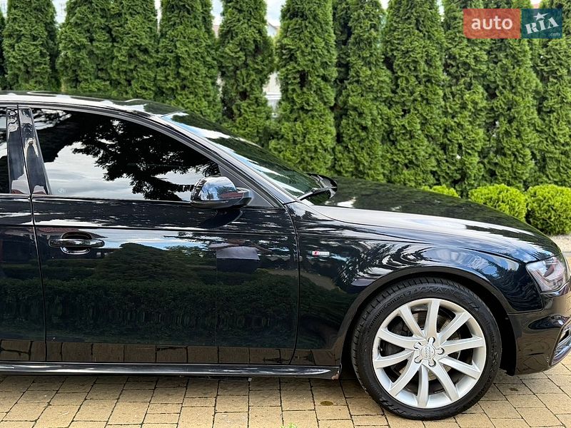Седан Audi A4 2013 в Городке