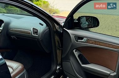 Седан Audi A4 2013 в Городке