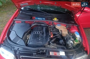 Седан Audi A4 1999 в Згурівці