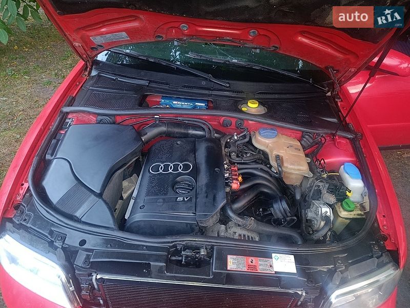 Седан Audi A4 1999 в Згурівці