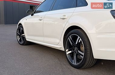 Седан Audi A4 2017 в Кривому Розі
