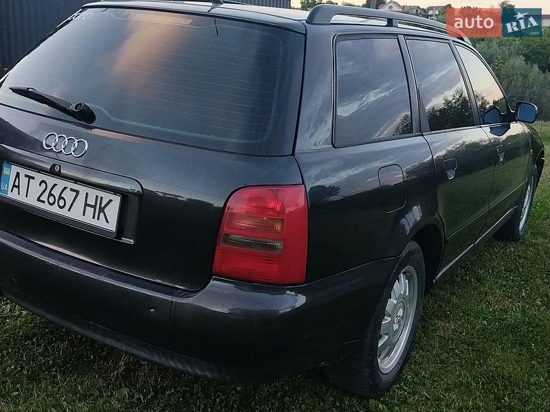 Универсал Audi A4 1997 в Заболотове