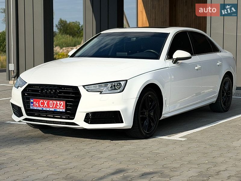 Седан Audi A4 2017 в Рівному