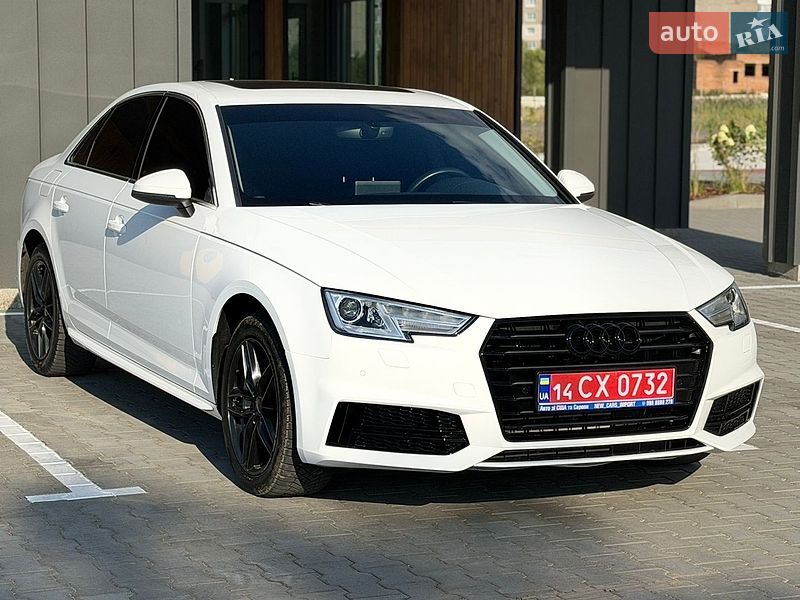 Седан Audi A4 2017 в Рівному