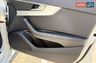 Седан Audi A4 2017 в Рівному