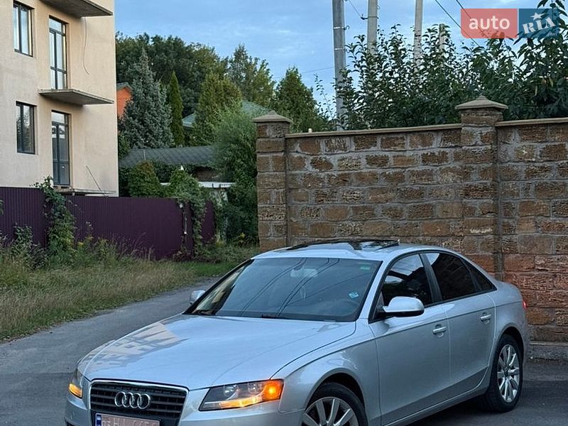 Седан Audi A4 2011 в Виннице