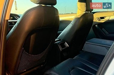 Седан Audi A4 2011 в Виннице