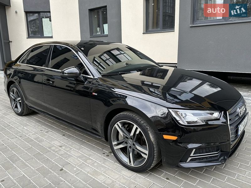 Седан Audi A4 2017 в Львові