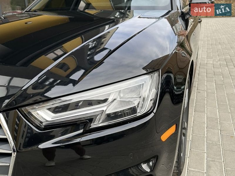 Седан Audi A4 2017 в Львові