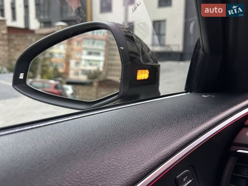 Седан Audi A4 2017 в Львові