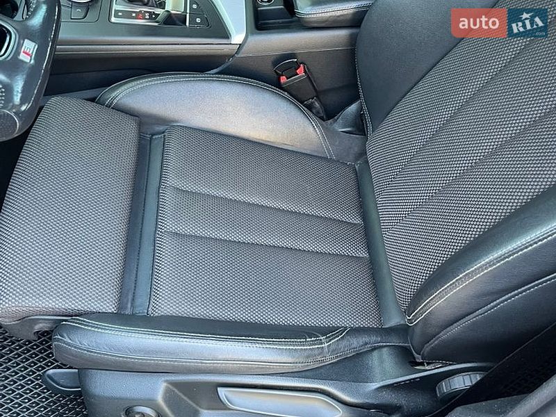 Универсал Audi A4 2017 в Черновцах