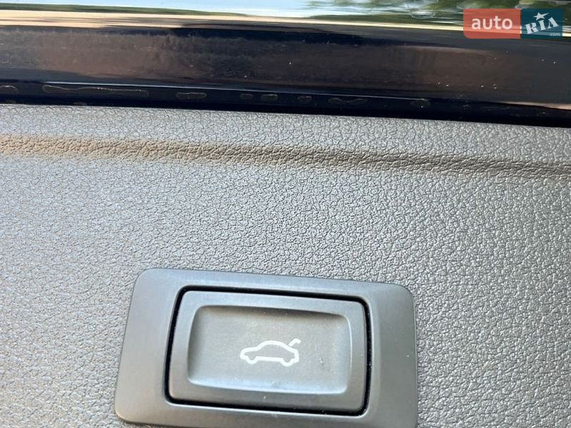 Универсал Audi A4 2017 в Черновцах