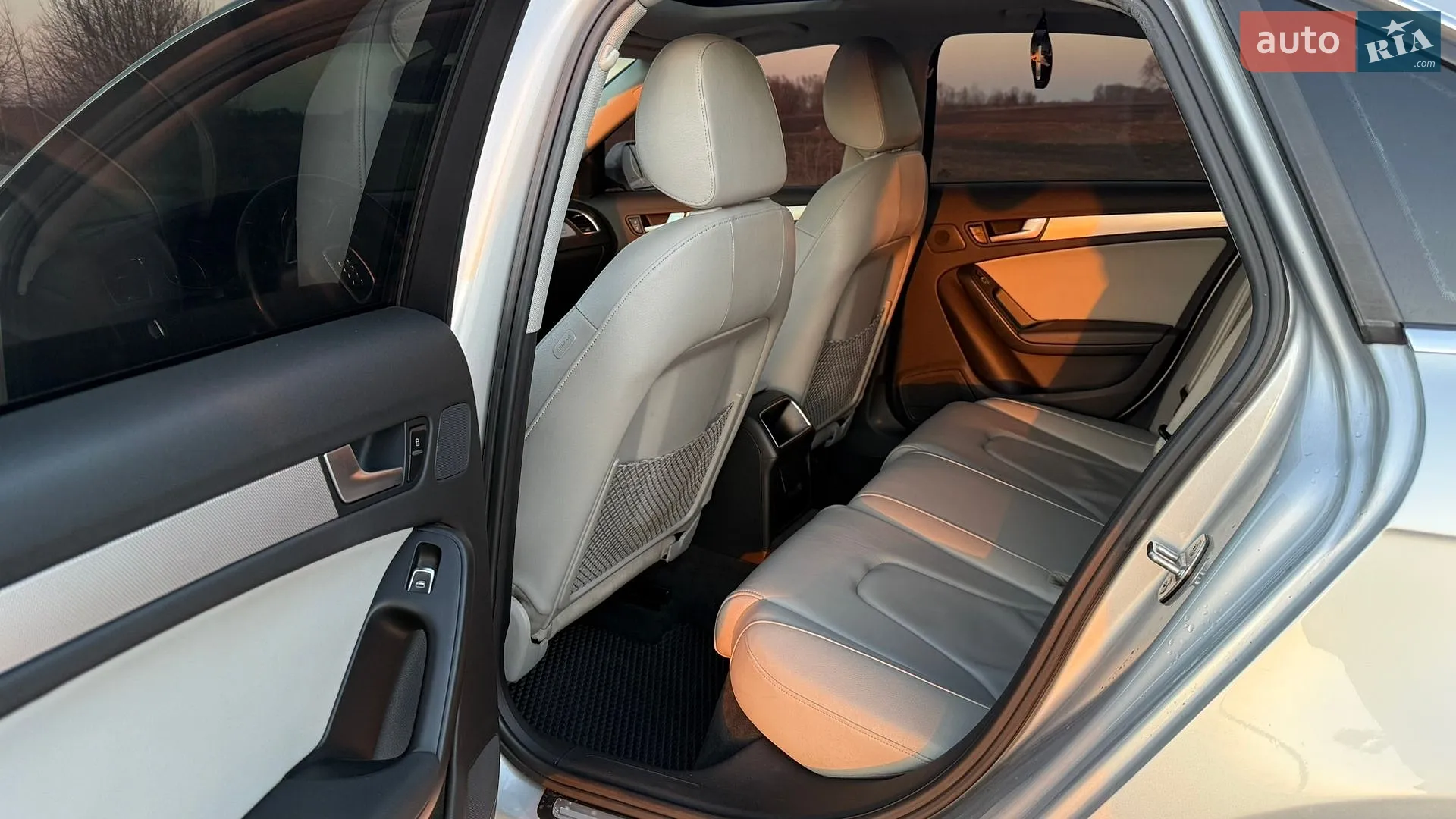 2012 Audi A4 - мініатюра 9