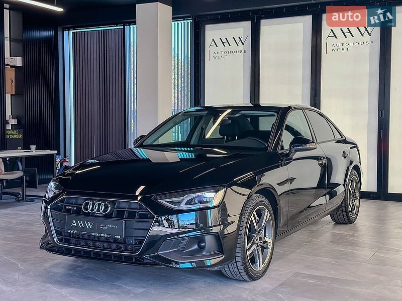 Седан Audi A4 2021 в Львове