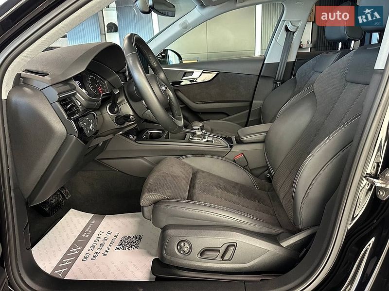 Седан Audi A4 2021 в Львове