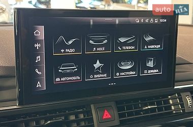 Седан Audi A4 2021 в Львове