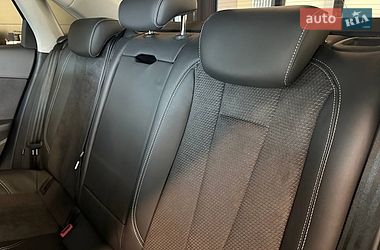 Седан Audi A4 2021 в Львове