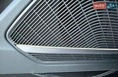 Седан Audi A4 2023 в Киеве фото 55 Седан Audi A4 2023 в Киеве