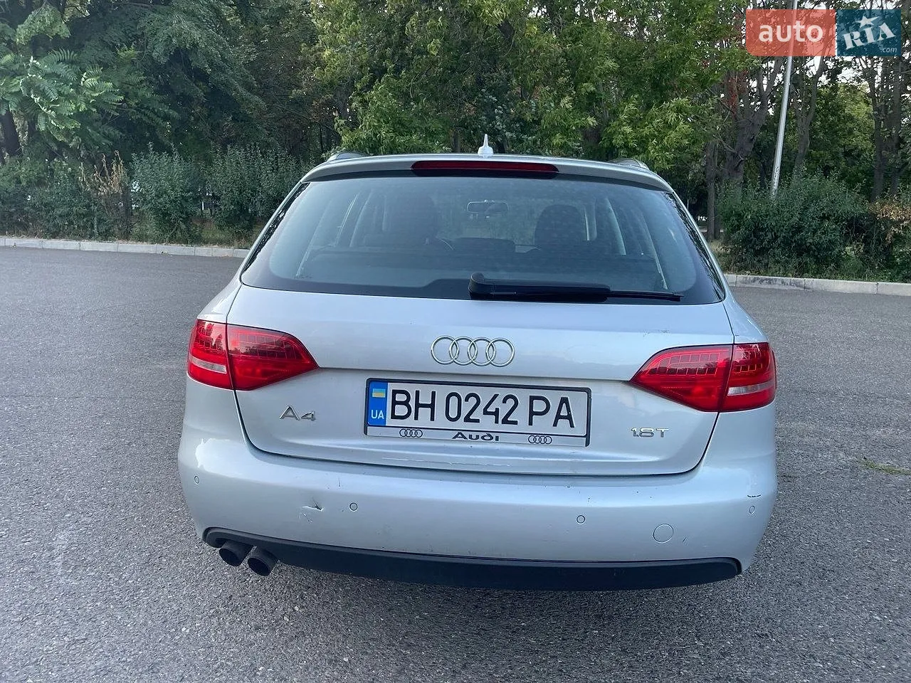 2010 Audi A4 - мініатюра 4