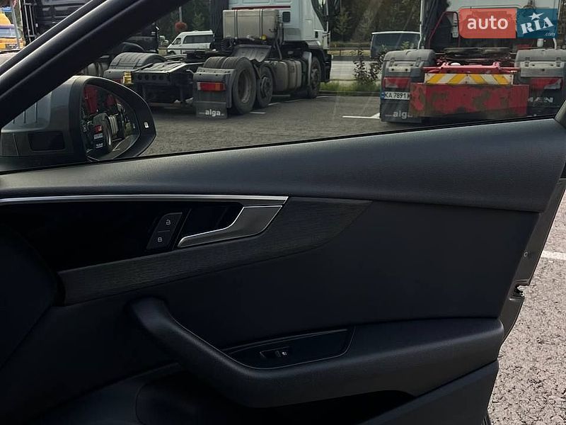 Седан Audi A4 2020 в Києві